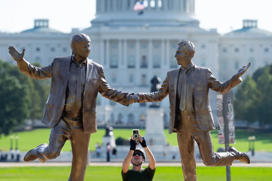 Controversy on the National Mall: The Removal of the Trump-Epstein “Best Friends Forever” Statue