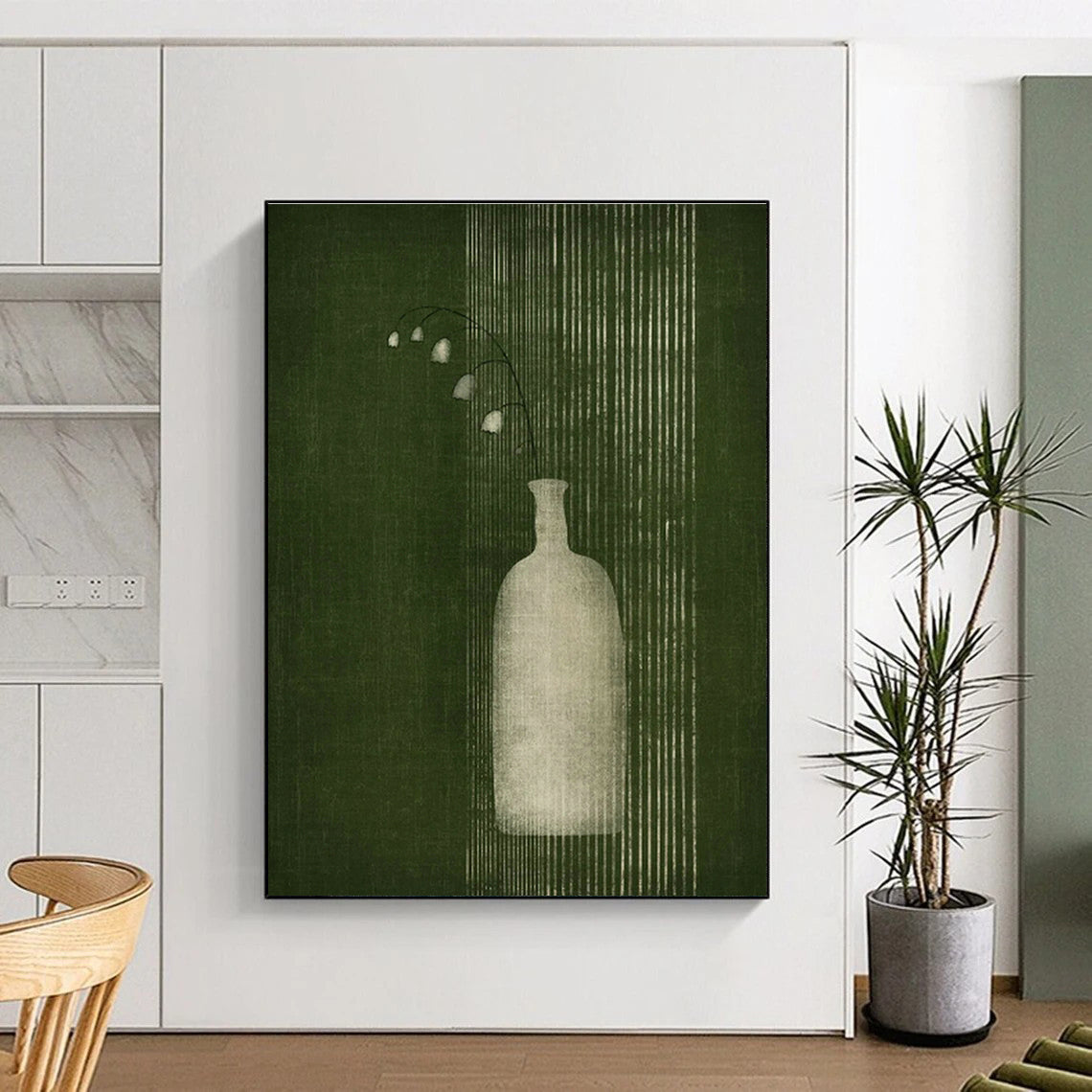 Delicate Floral Vase Art for Vintage - Inspired Bedroom & Garden - Themed Café DLZ1384
